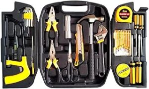 Kit de ferramentas para reparos com chaves de fenda, alicates, martelo e acessórios essenciais