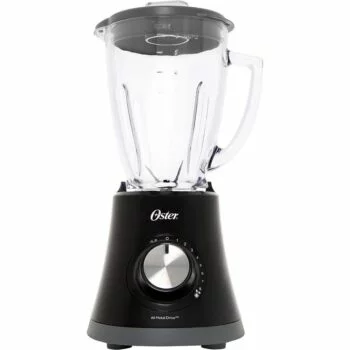Liquidificador Oster Super Chef com 750W e copo de plástico resistente
